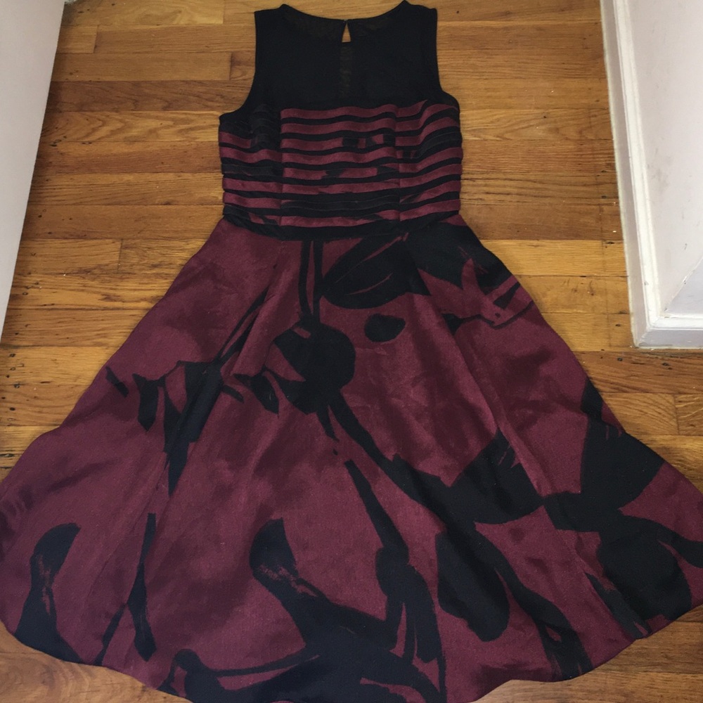 Marron and black dress